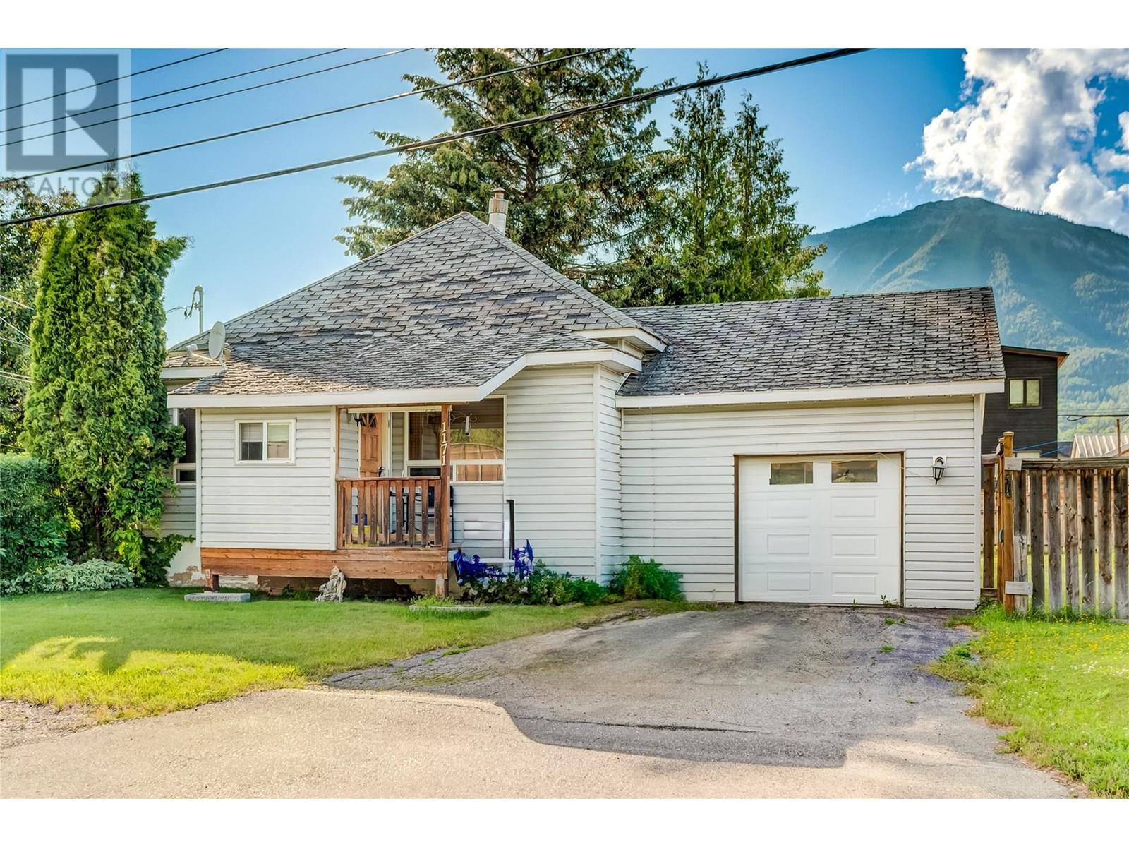 1171 1st Avenue Property Photo 19