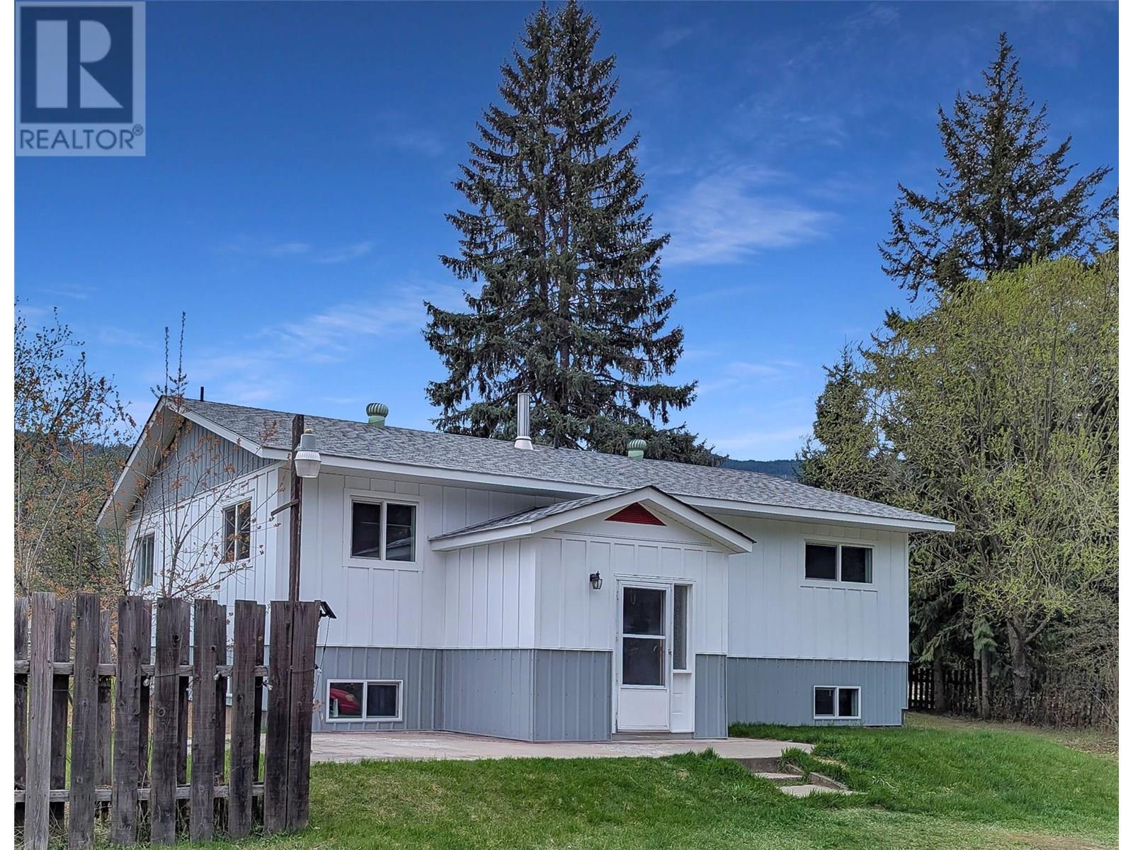 1247 Kidd Road Property Photo 1
