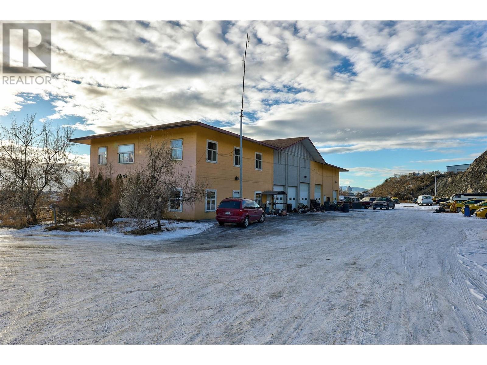 1100 Ord Road Property Photo 2