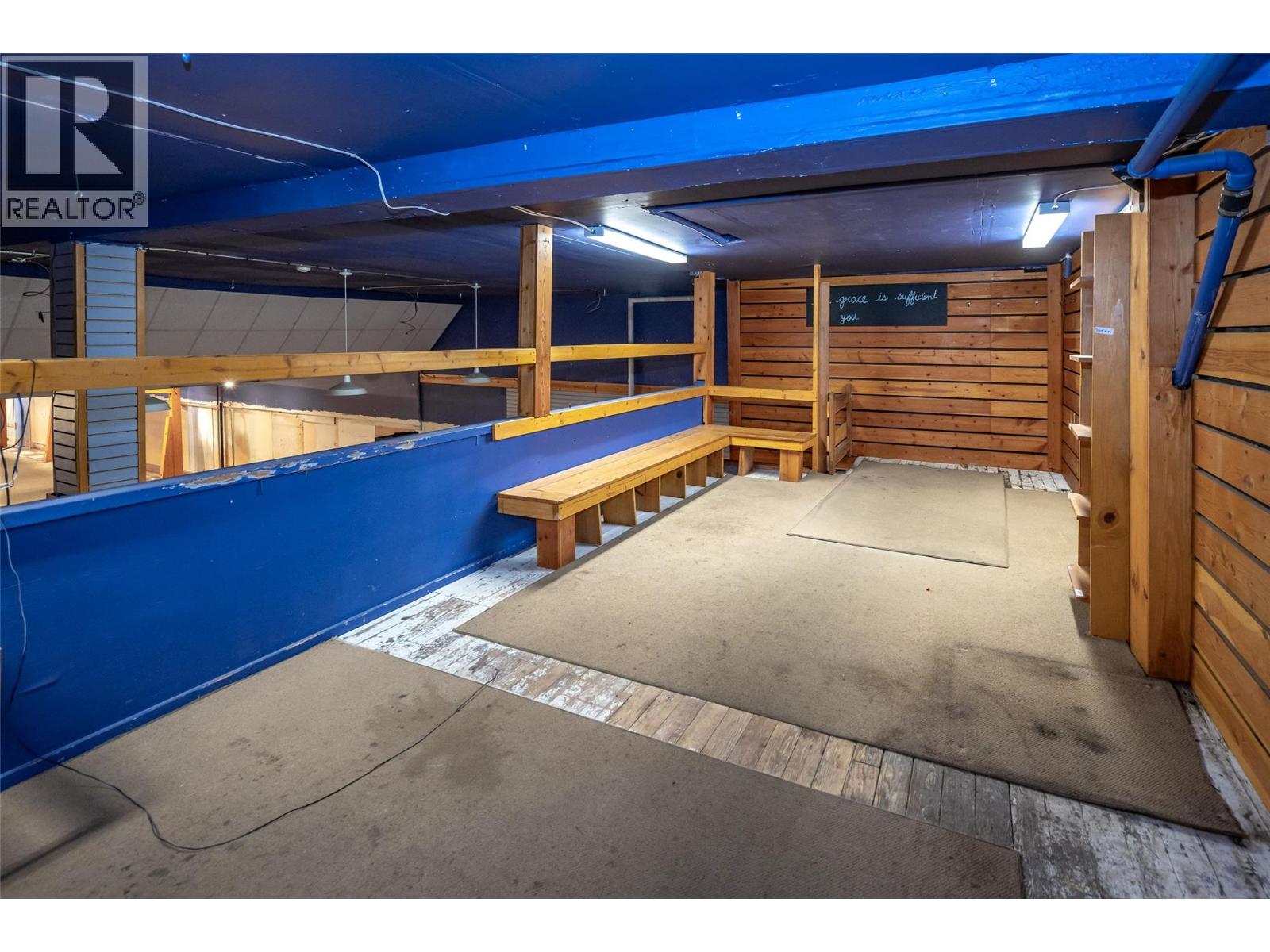 639 Baker Street Property Photo 30