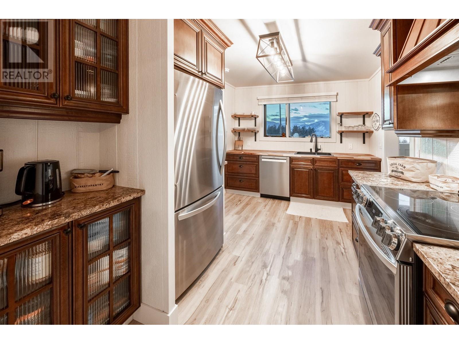 4422 48th Street Property Photo 10