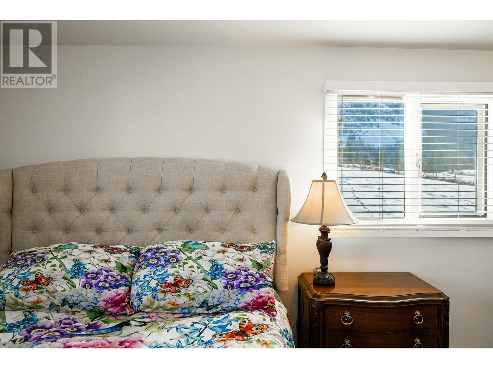 4422 48th Street Property Photo 21