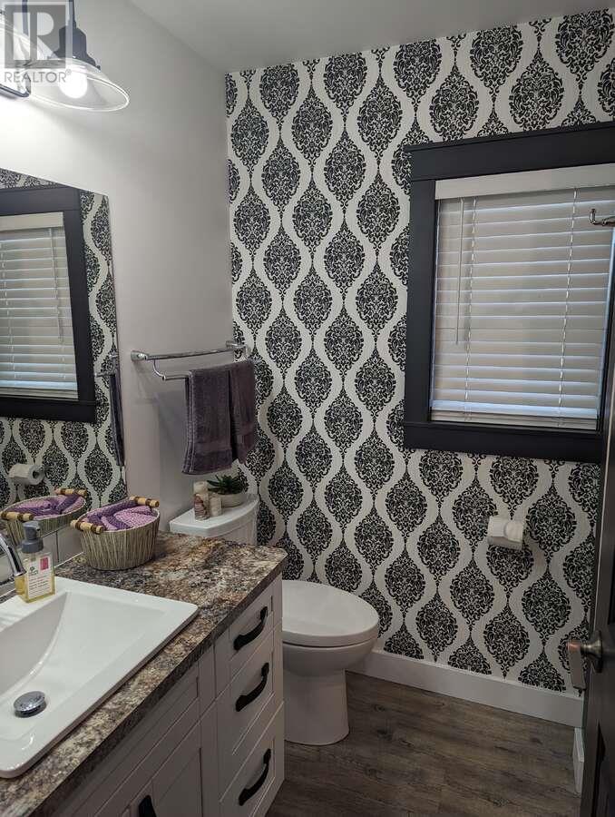 5595 Almond Gardens Road Property Photo 4