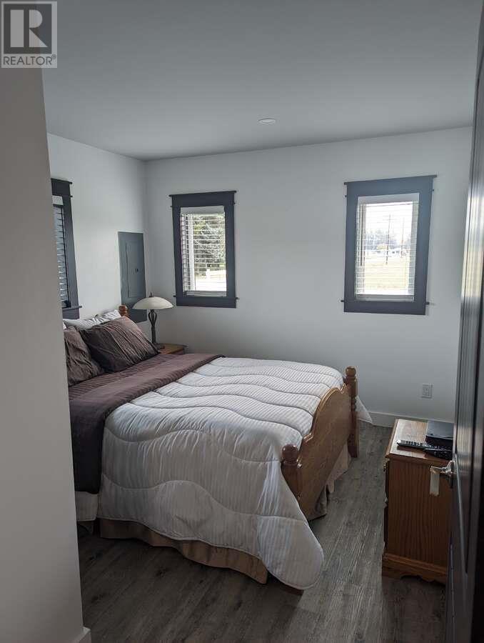 5595 Almond Gardens Road Property Photo 8