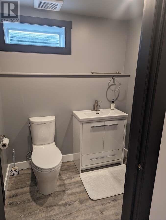 5595 Almond Gardens Road Property Photo 9