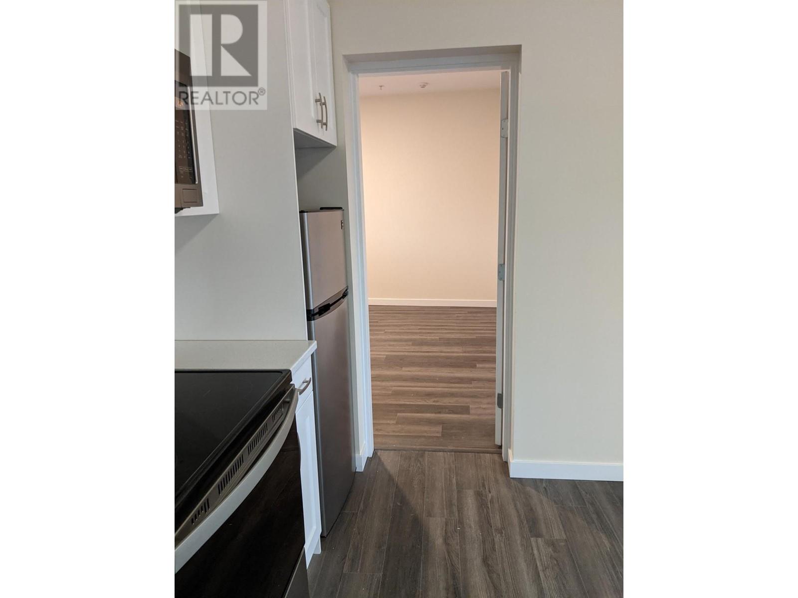 6203 Willow Avenue Property Photo 40