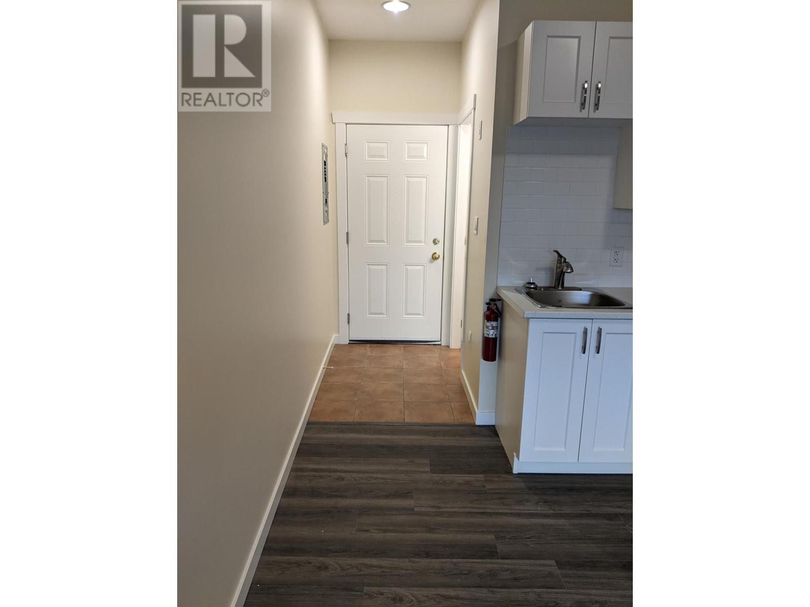 6203 Willow Avenue Property Photo 42