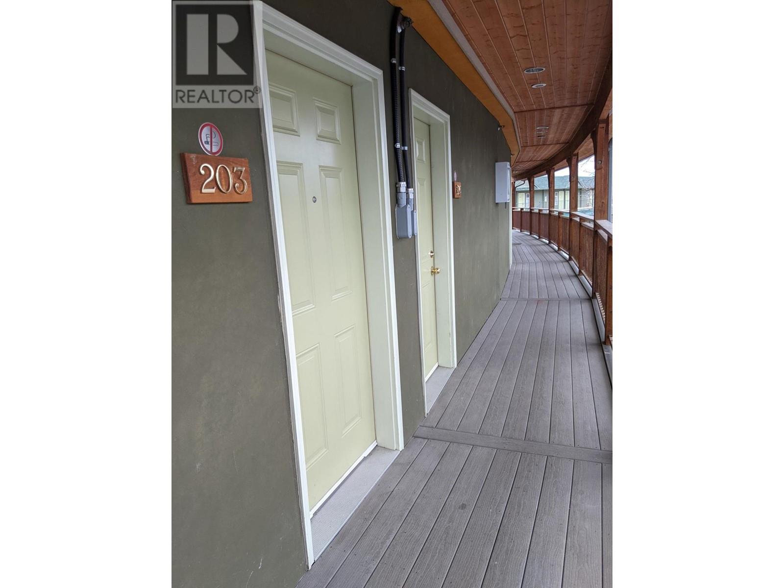 6203 Willow Avenue Property Photo 43