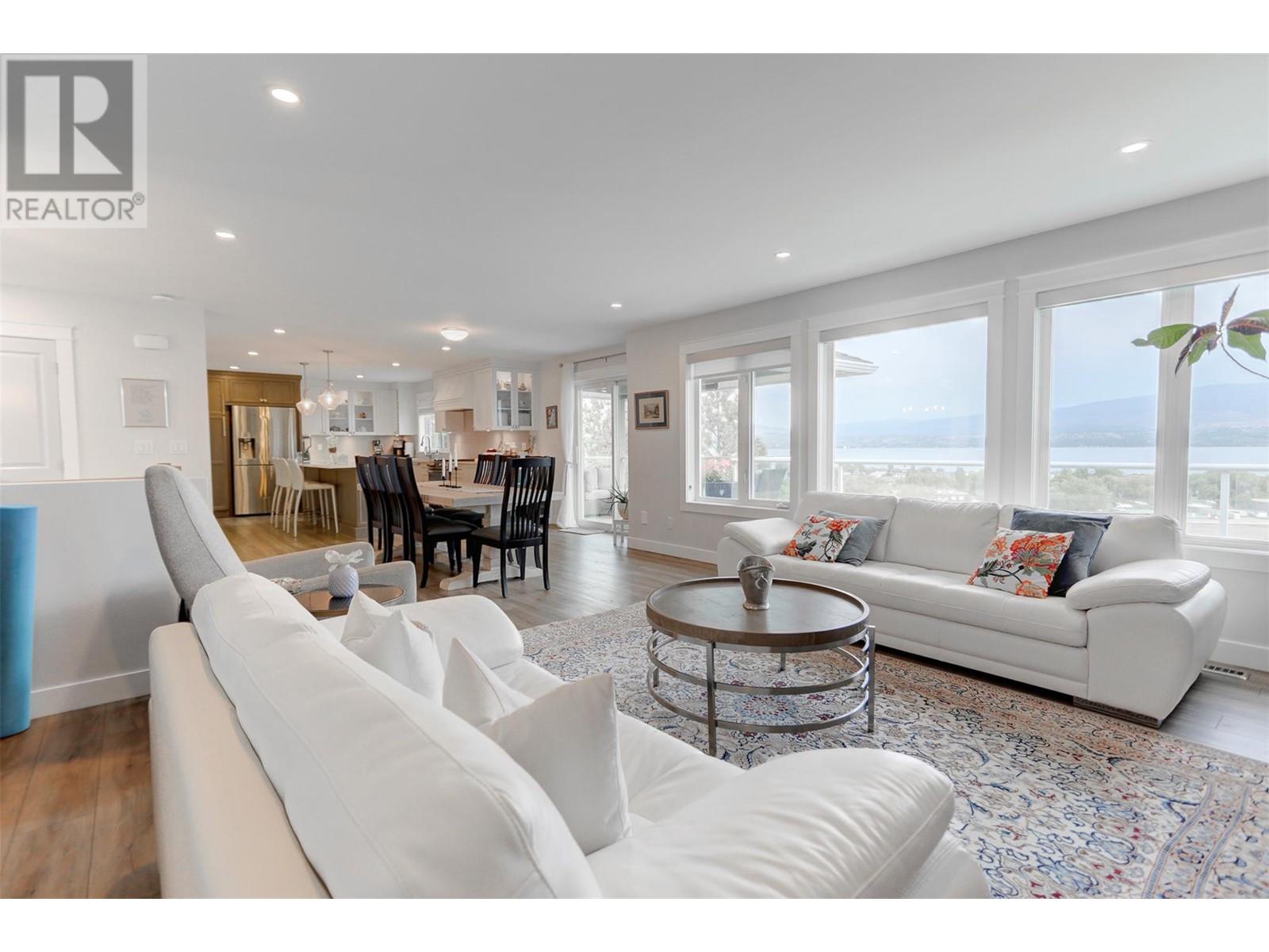 3582 Apple Way Boulevard Property Photo 2