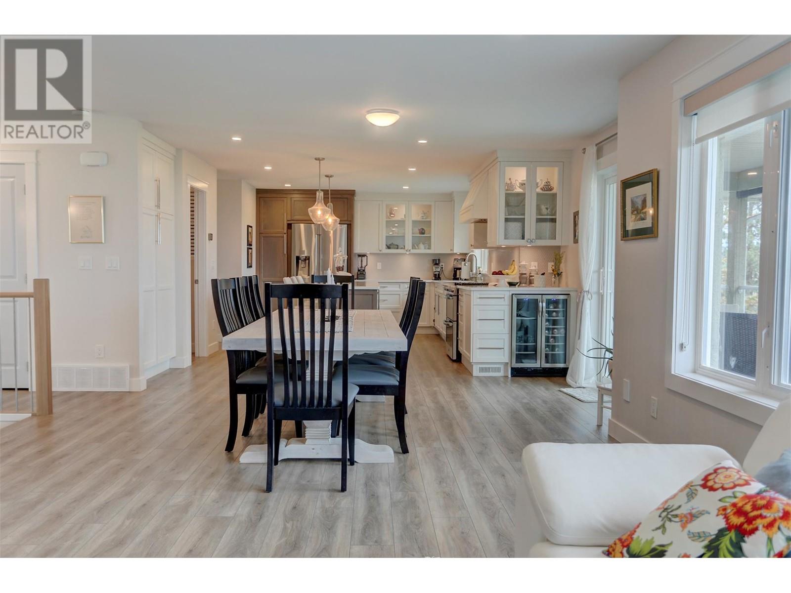 3582 Apple Way Boulevard Property Photo 10