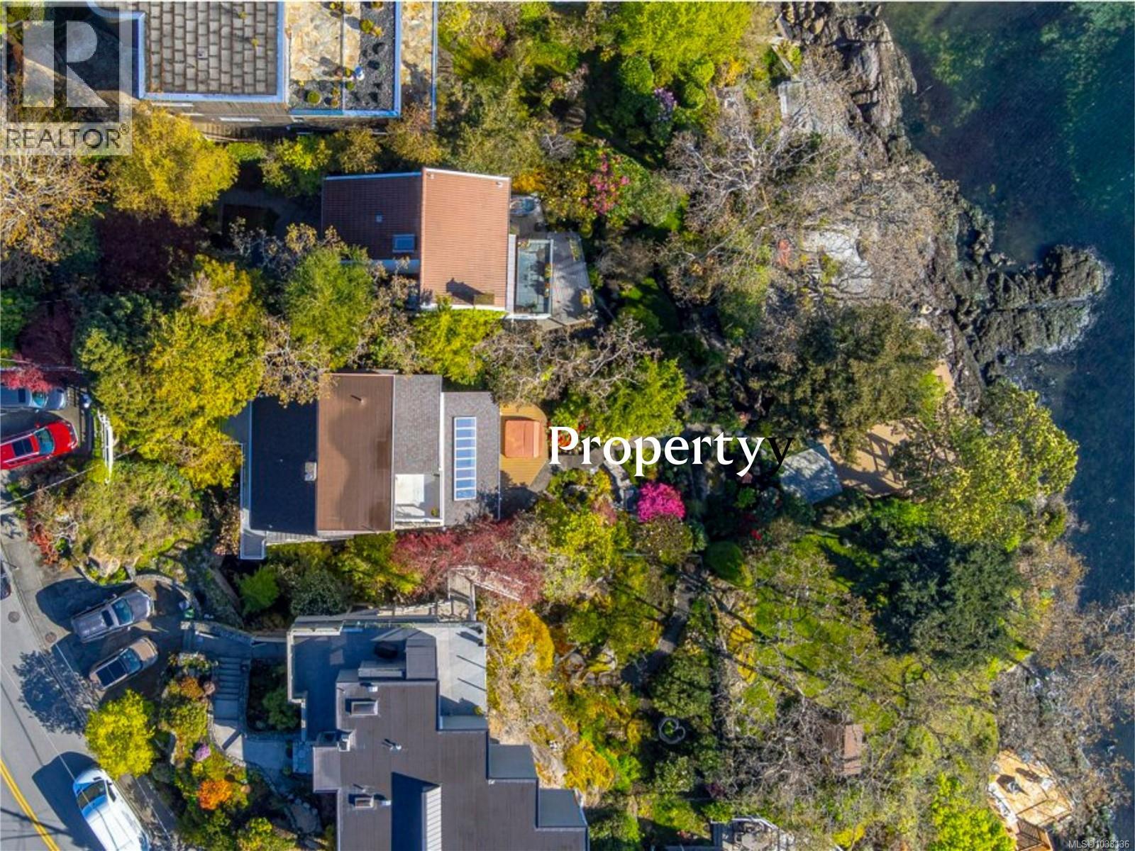 309 King George Terr Property Photo 3