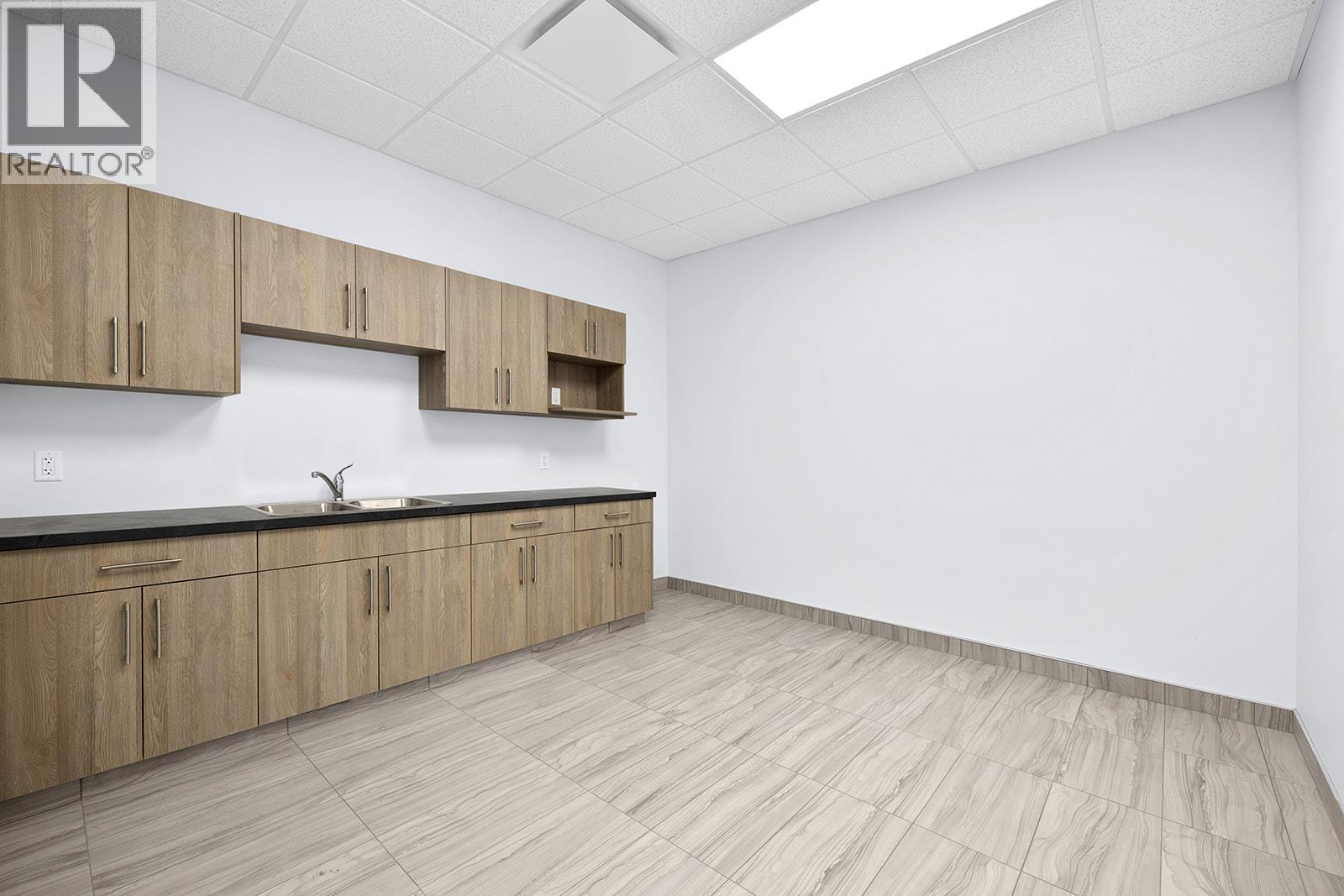 6280 Lapointe Drive Unit# 3 Property Photo 16
