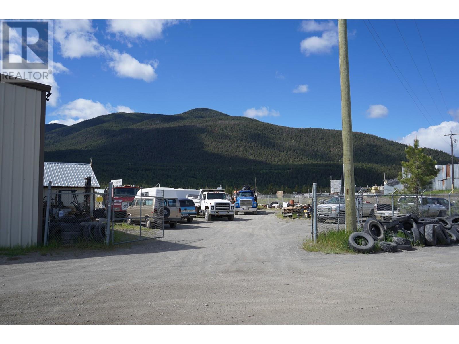 60 Boyd Pit Road Property Photo 4