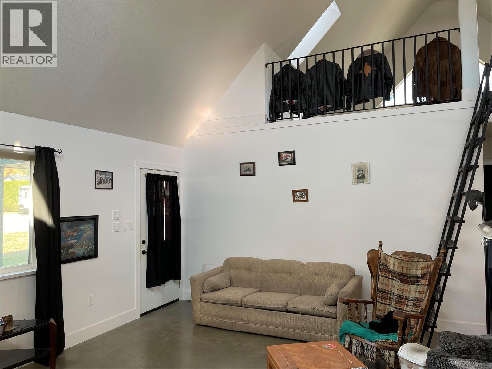 5763 Ponderosa Road Property Photo 9