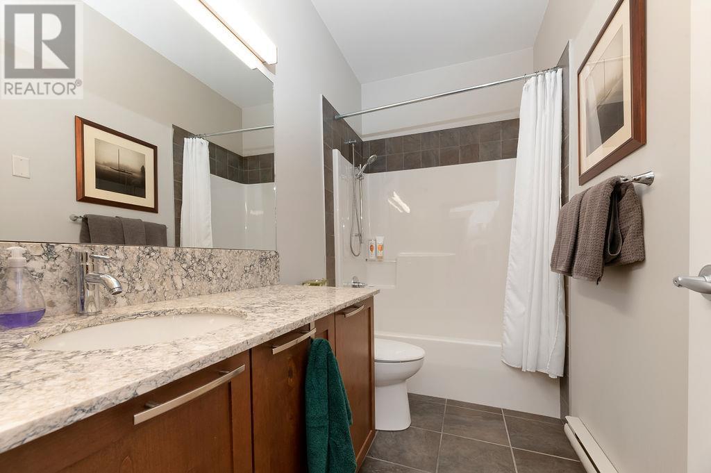 901 7th Avenue Unit# 303 Property Photo 17