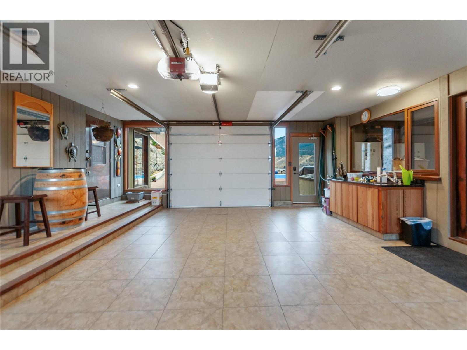 264 Eastside Road Property Photo 35