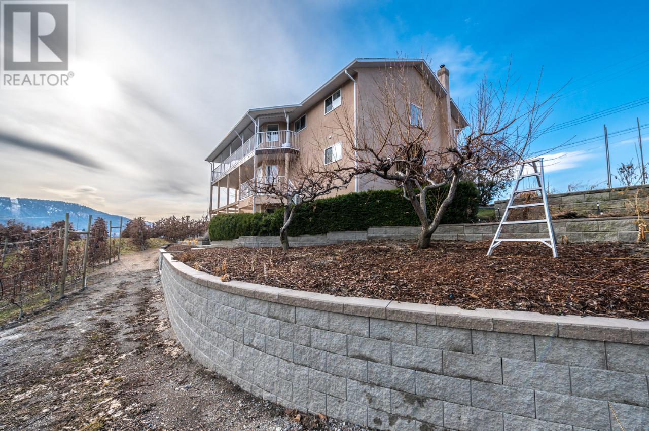 1021 Fleet Road Property Photo 19