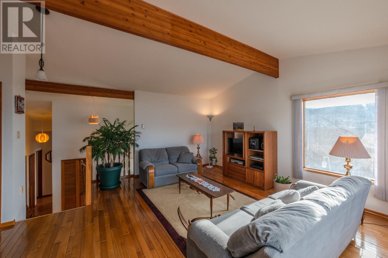 1021 Fleet Road Property Photo 24