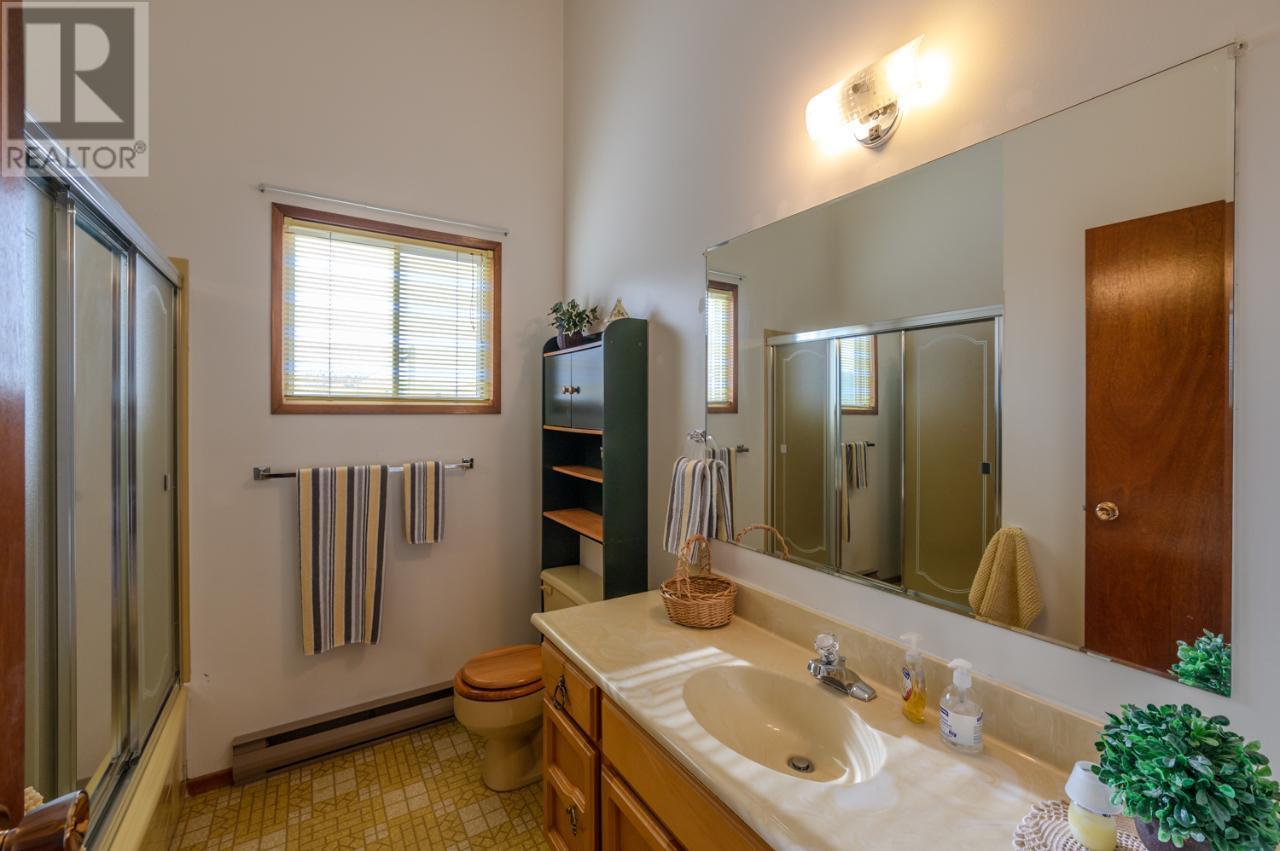 1021 Fleet Road Property Photo 30