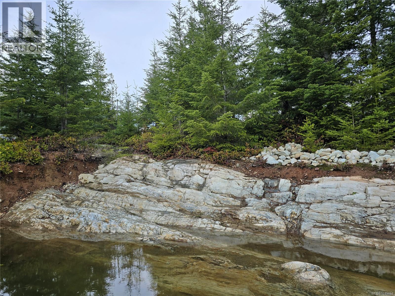 345 Skywater Dr Property Photo 18