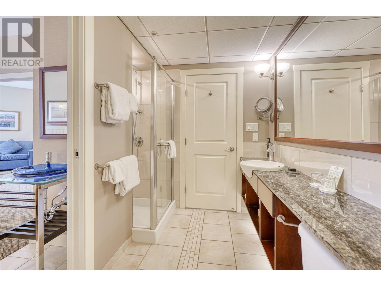13011 Lakeshore Drive S Unit# 222 Property Photo 12