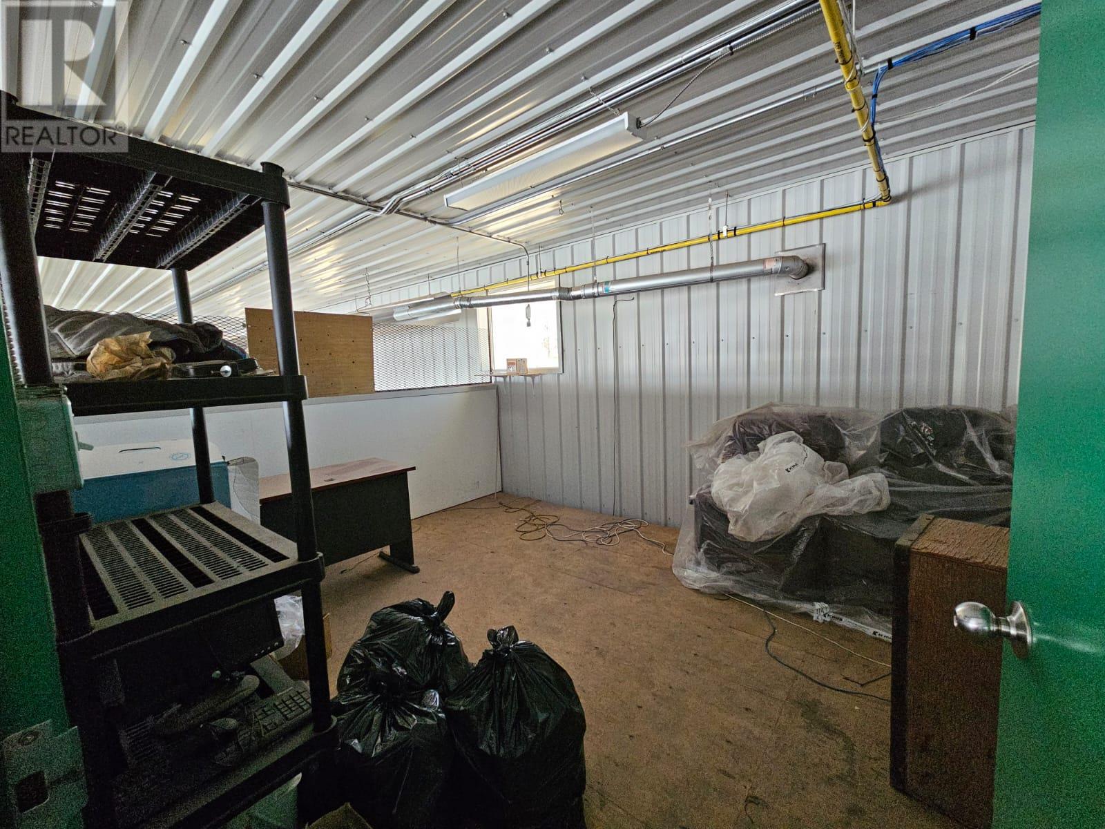 612 103 Avenue Property Photo 28