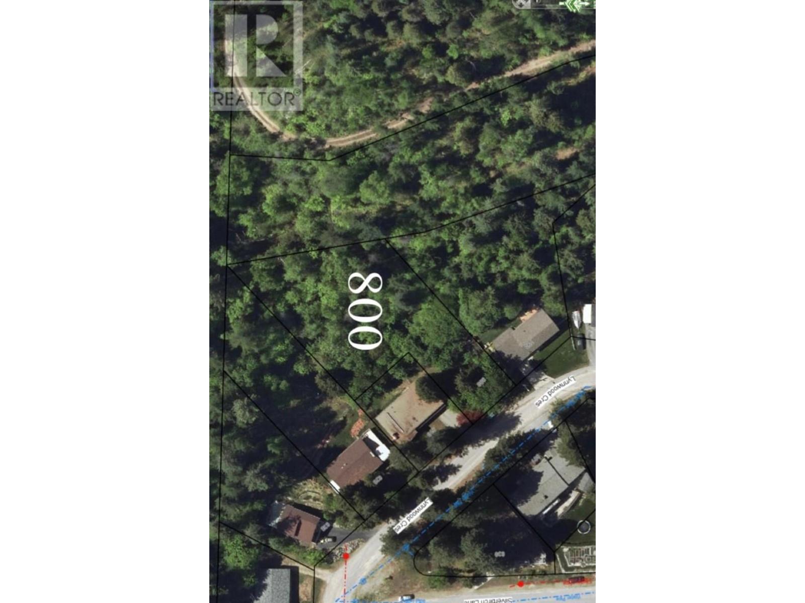 800 Lynnwood Crescent Property Photo 5