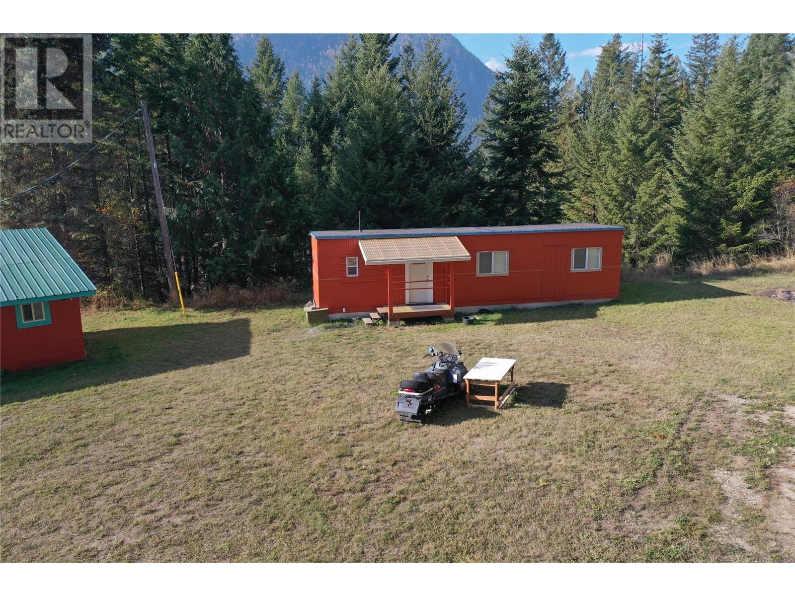 2276 6 Highway Property Photo 11