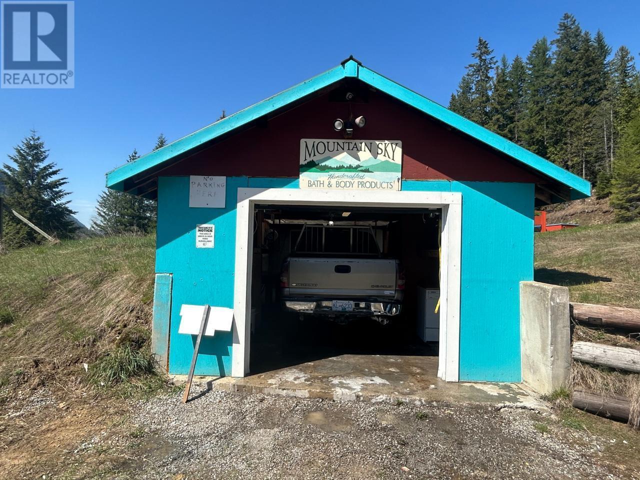 2276 6 Highway Property Photo 16