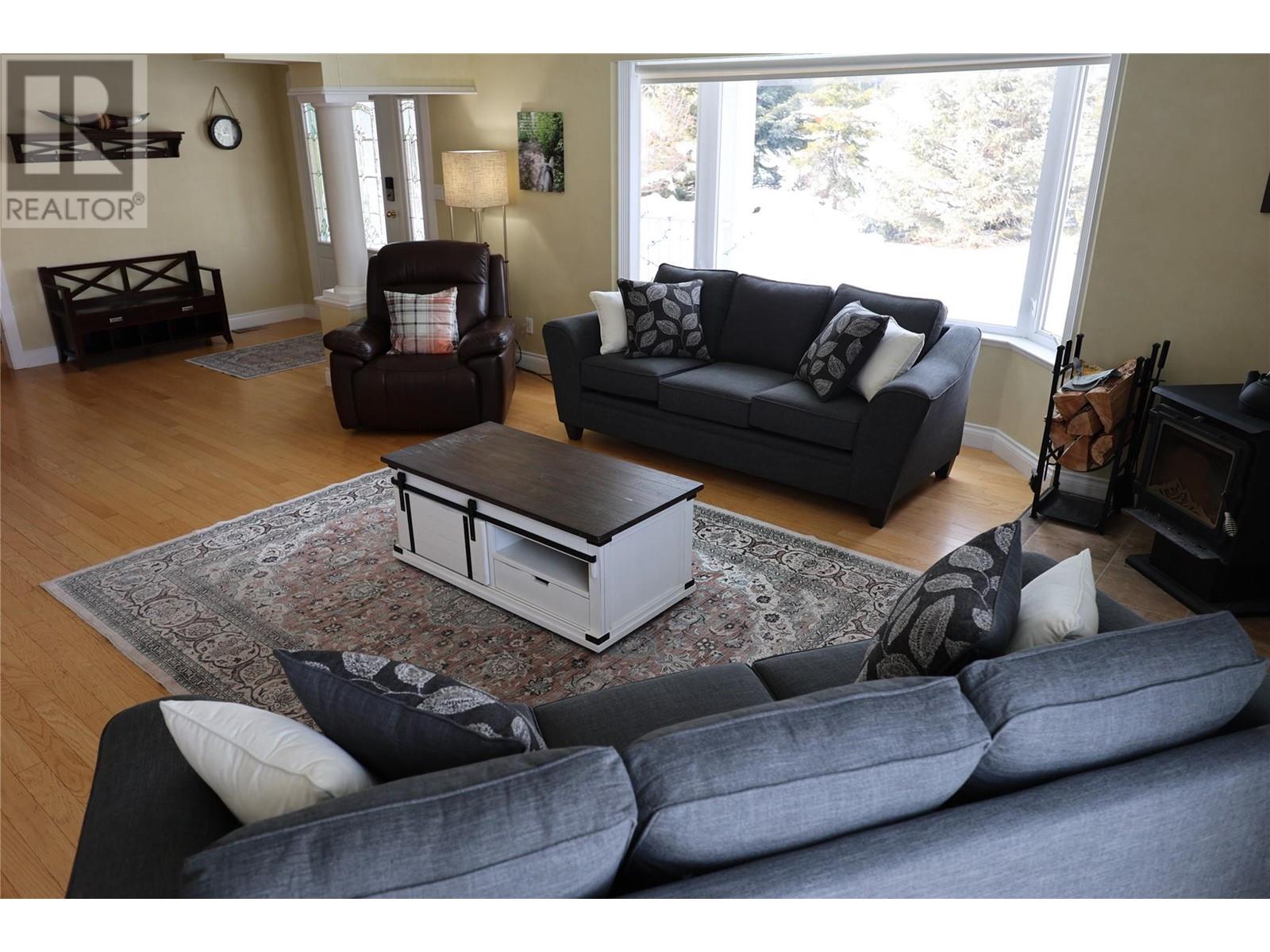 4580 Iron Mountain Road Property Photo 12
