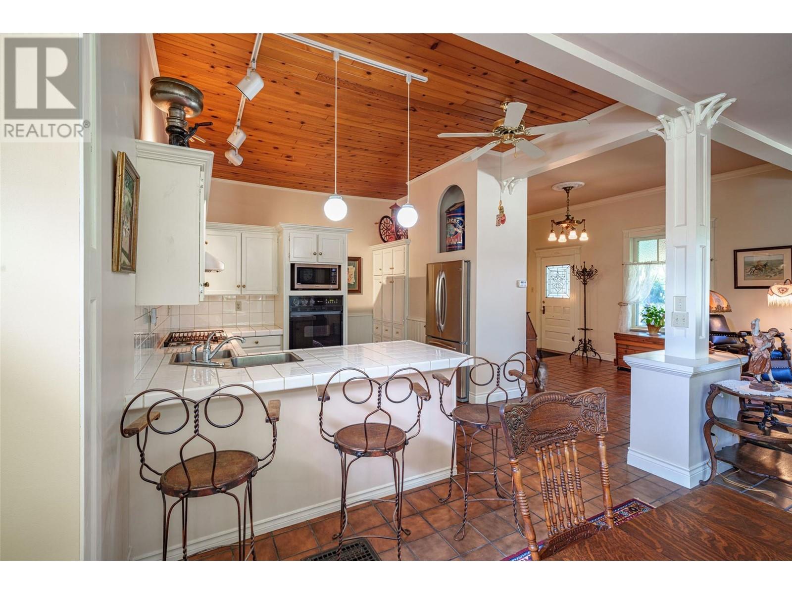 2905 Rosedale Avenue Property Photo 1