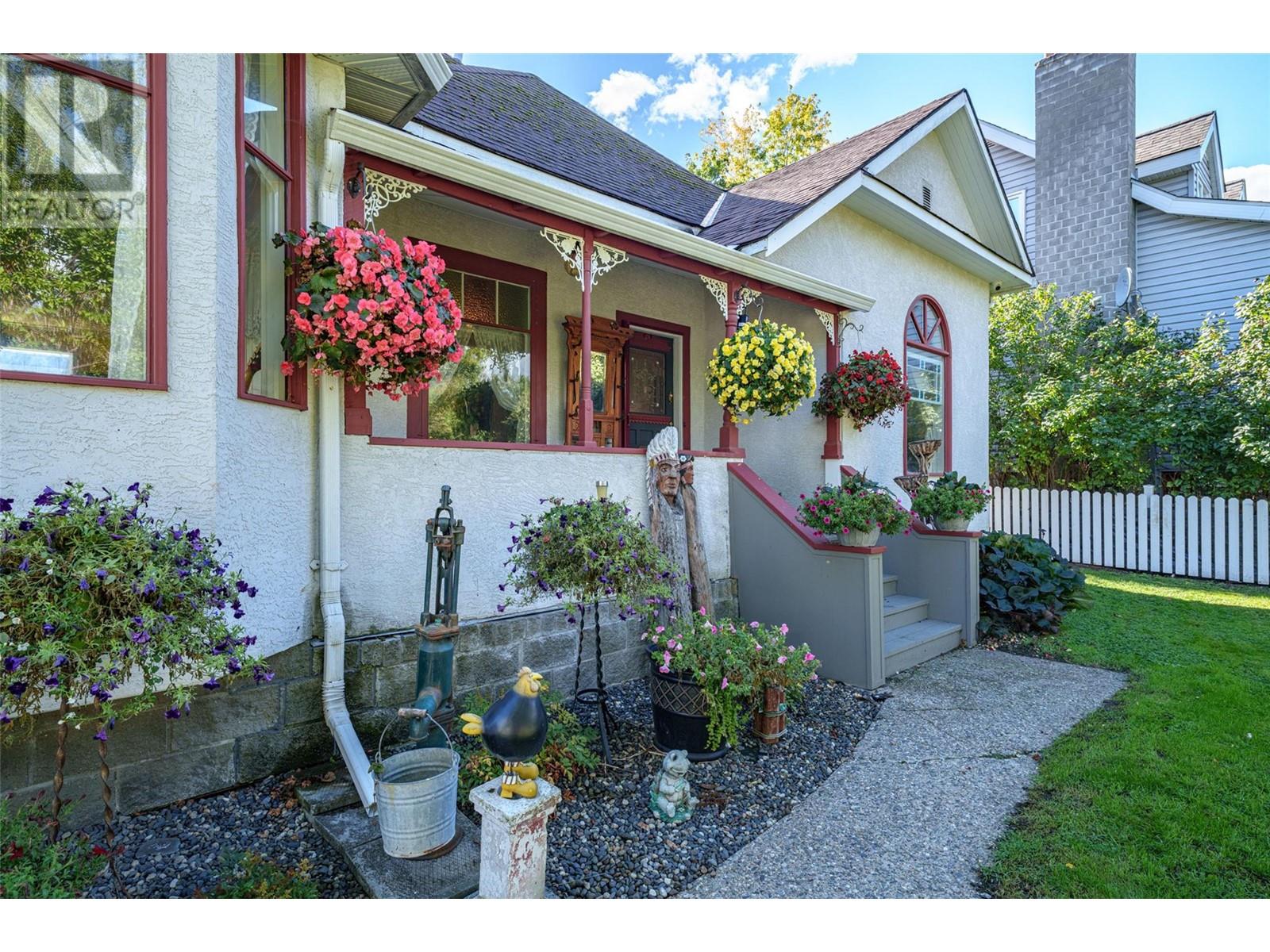 2905 Rosedale Avenue Property Photo 7