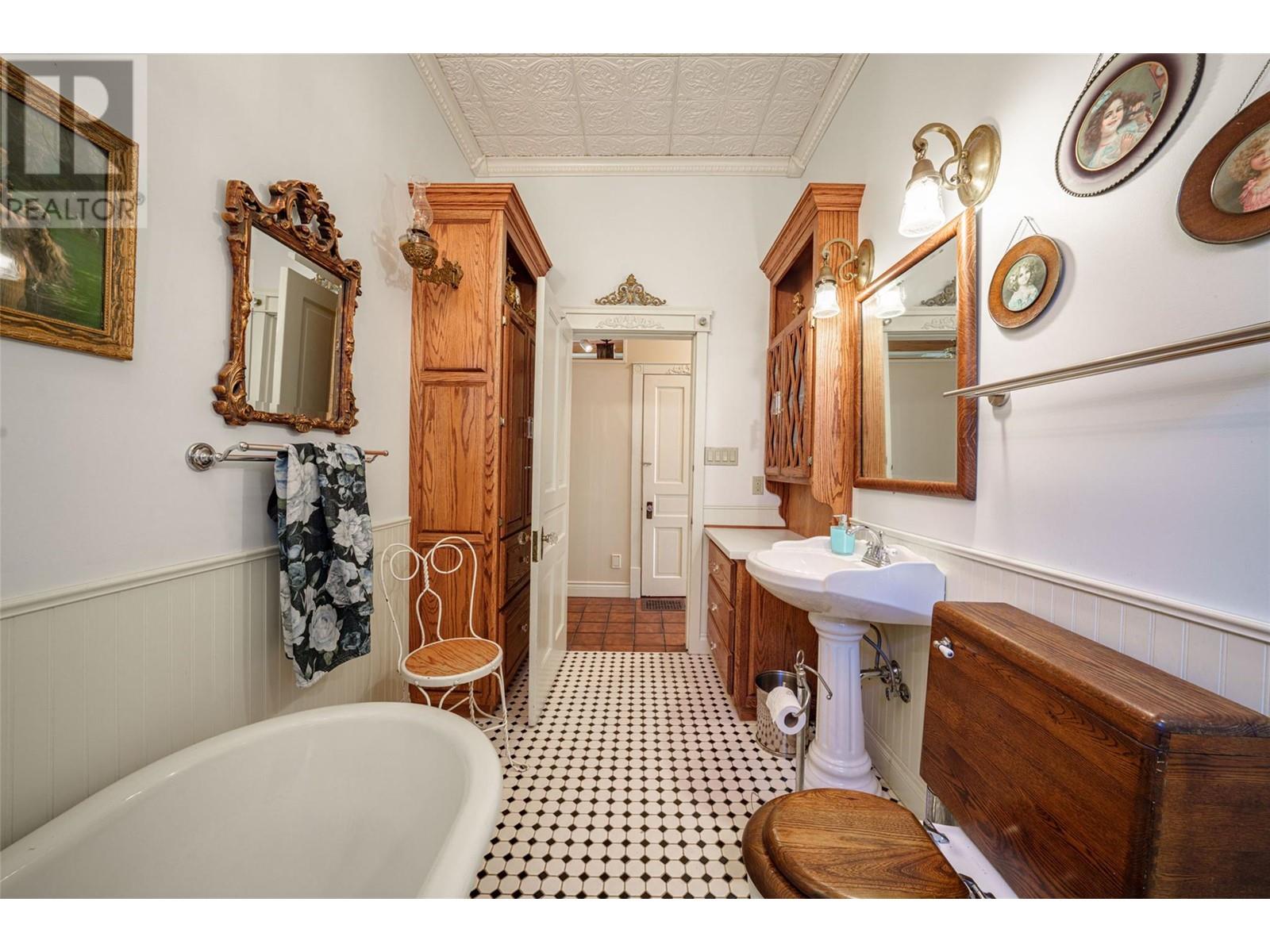 2905 Rosedale Avenue Property Photo 20
