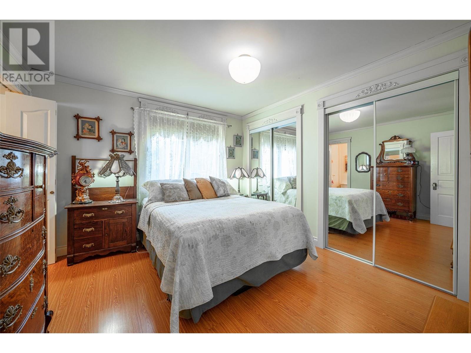 2905 Rosedale Avenue Property Photo 23