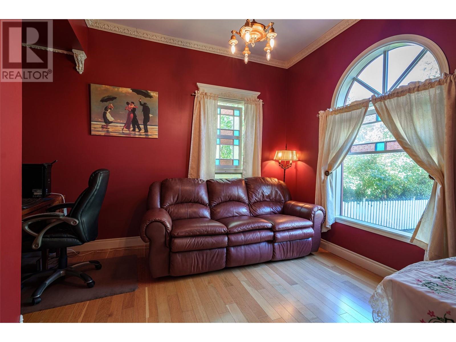 2905 Rosedale Avenue Property Photo 27