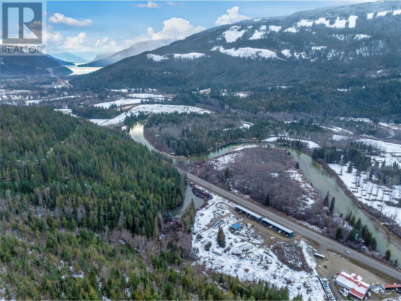 1940 Trans Canada Highway Property Photo 2