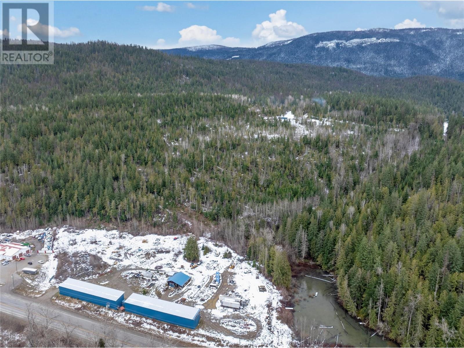 1940 Trans Canada Highway Property Photo 6