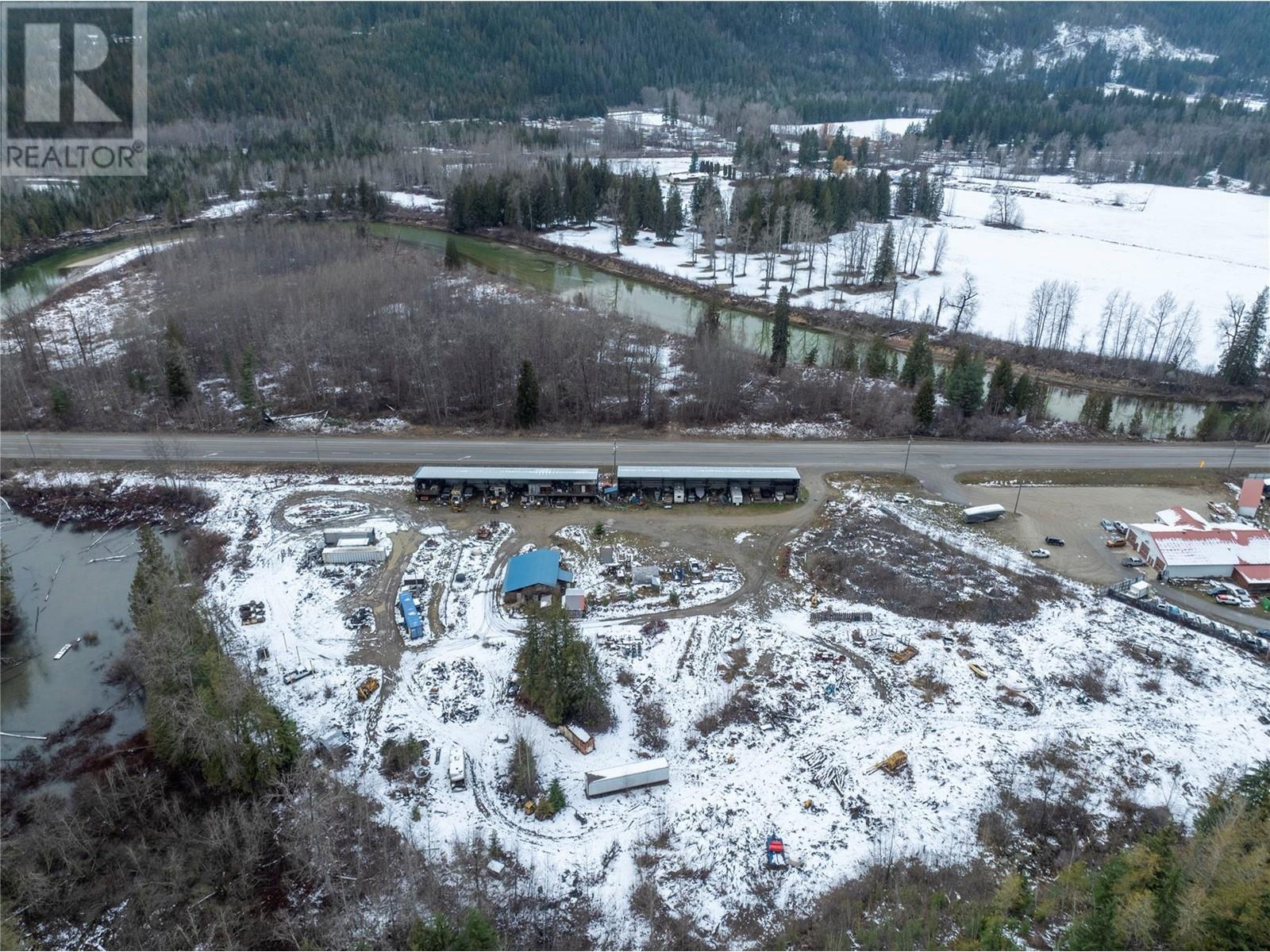 1940 Trans Canada Highway Property Photo 12