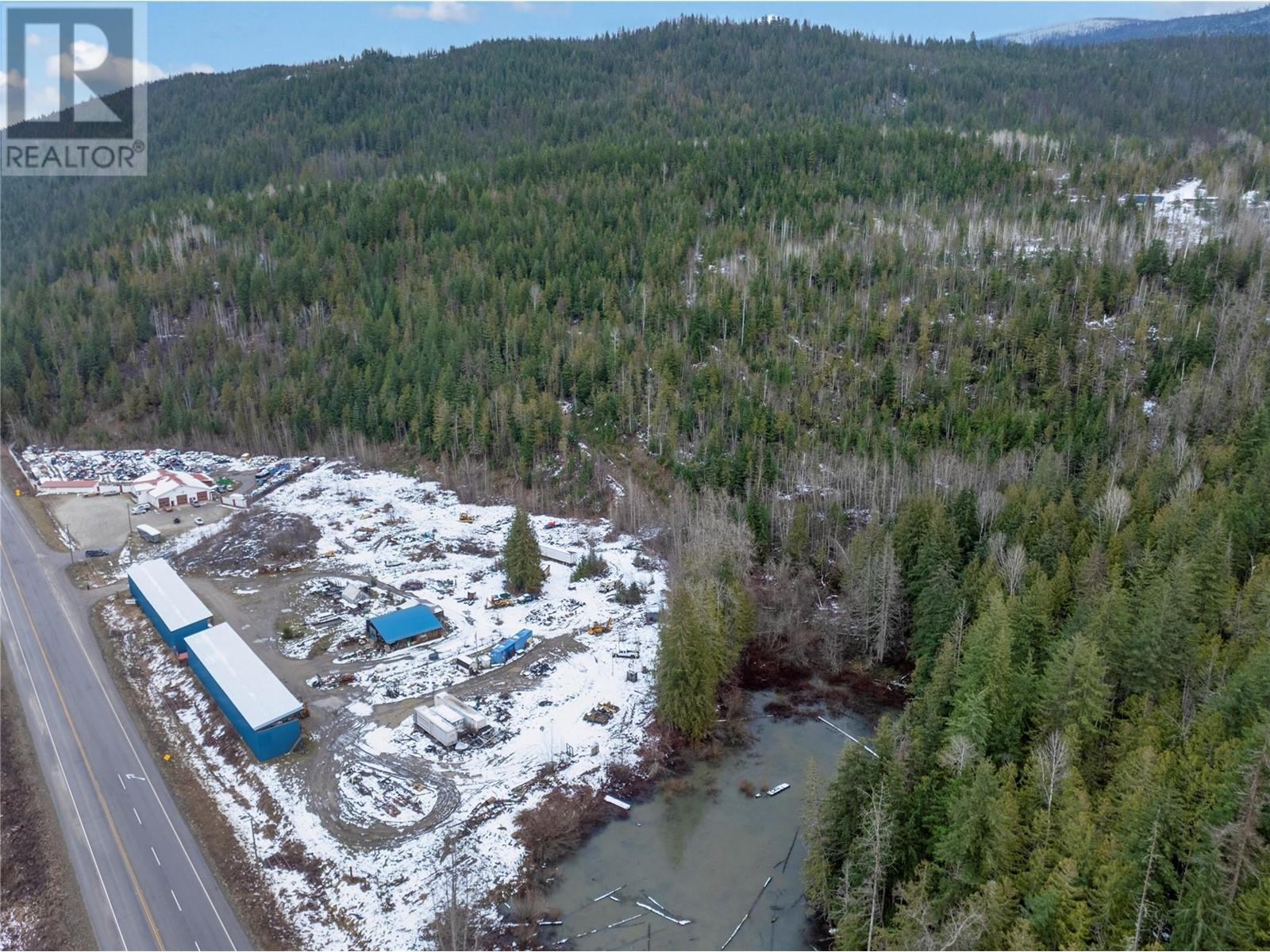 1940 Trans Canada Highway Property Photo 16