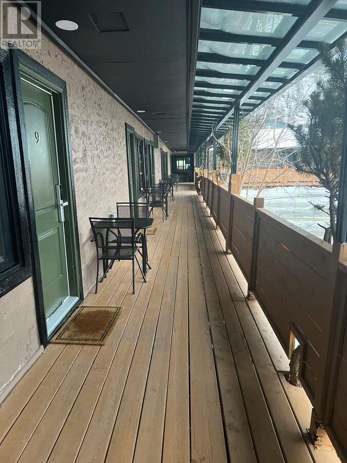 4881 St Mary's Street Property Photo 18