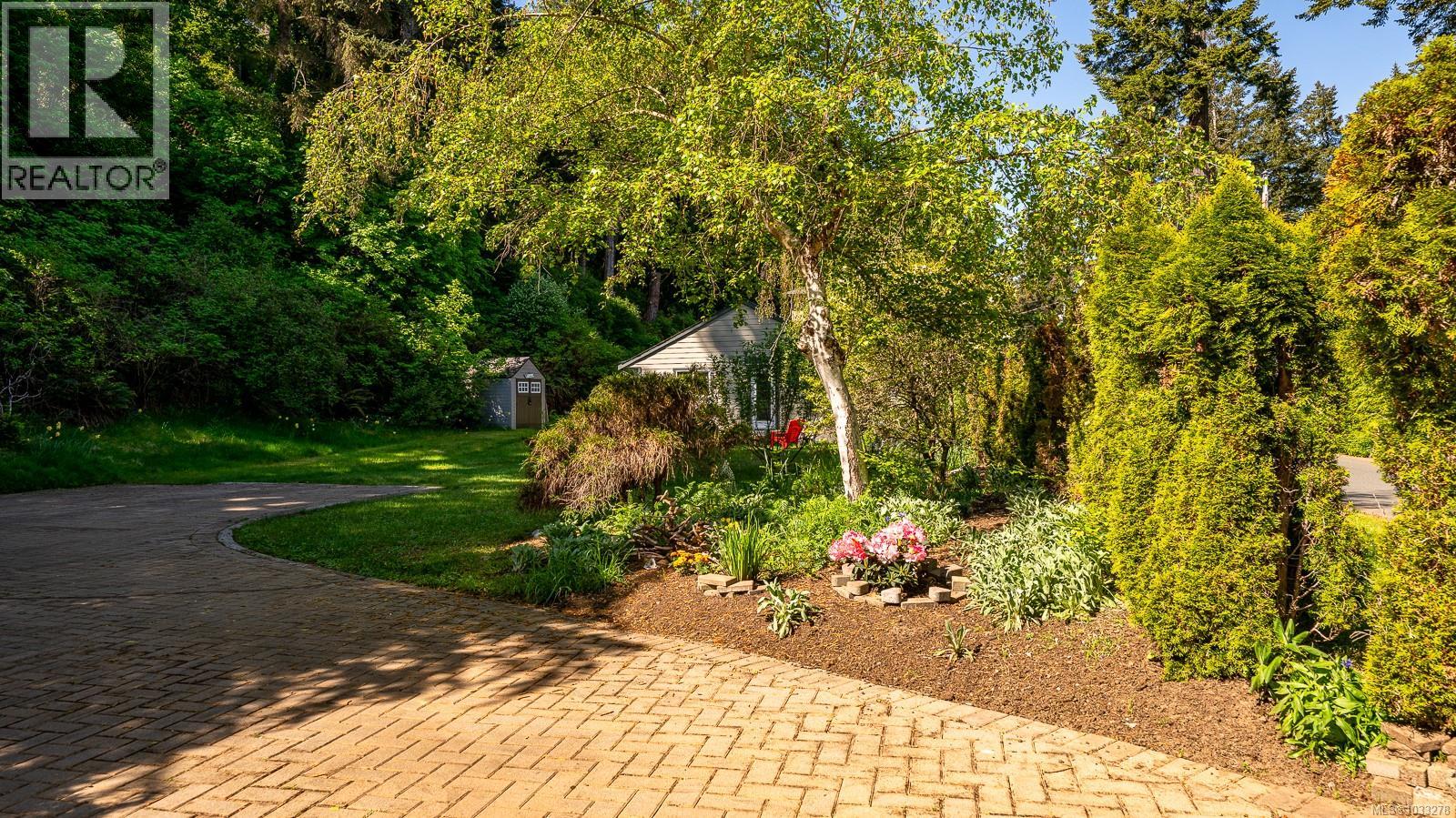 1545 Kye Bay Rd Property Photo 16