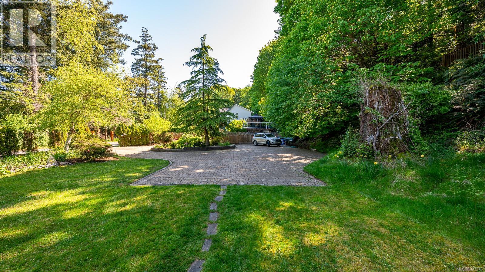 1545 Kye Bay Rd Property Photo 33