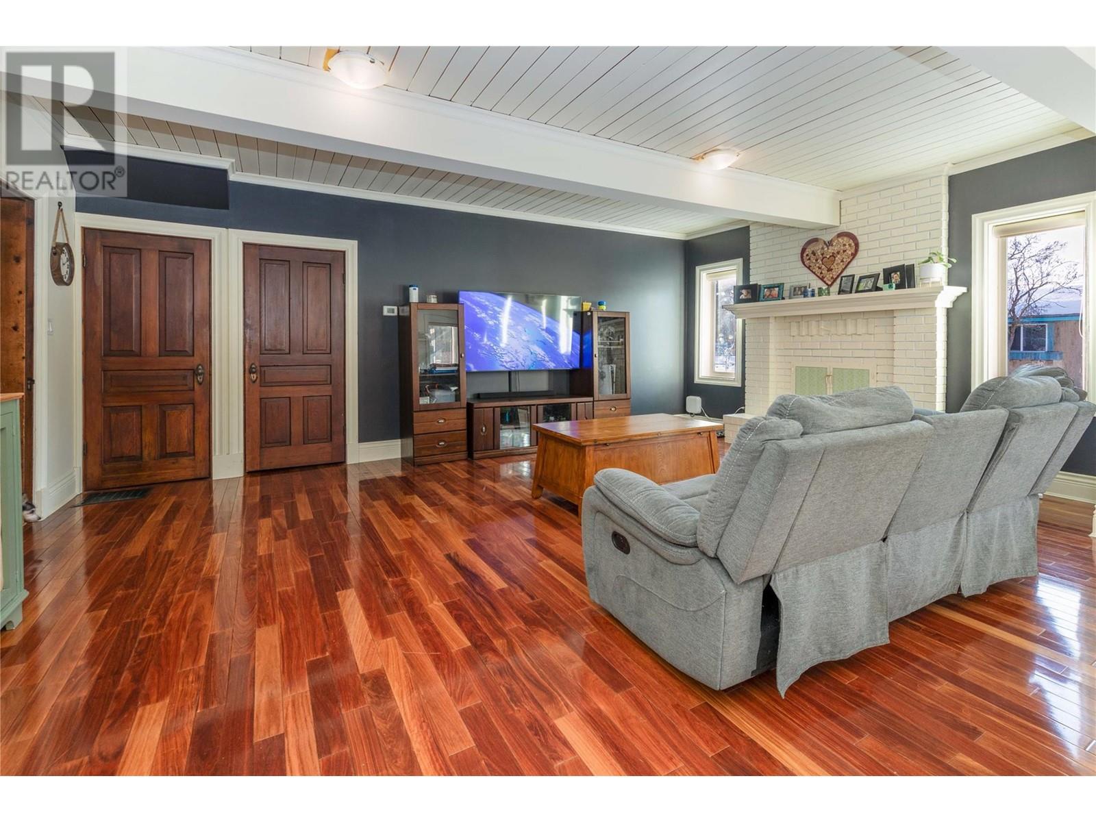 266 Mallory Road Property Photo 24