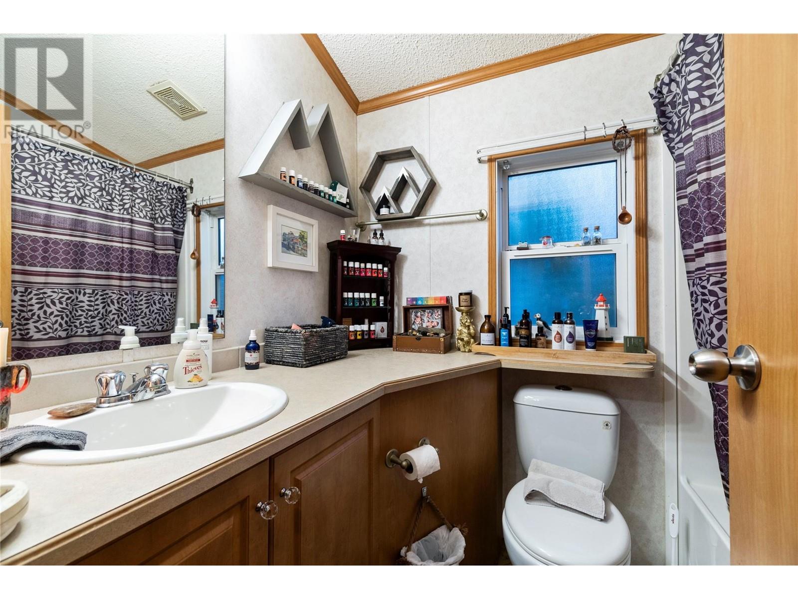 6670 Trans Canada Highway Ne Unit# 113 Property Photo 4