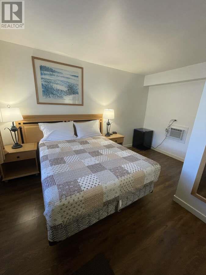 1197 Collins Road Property Photo 17