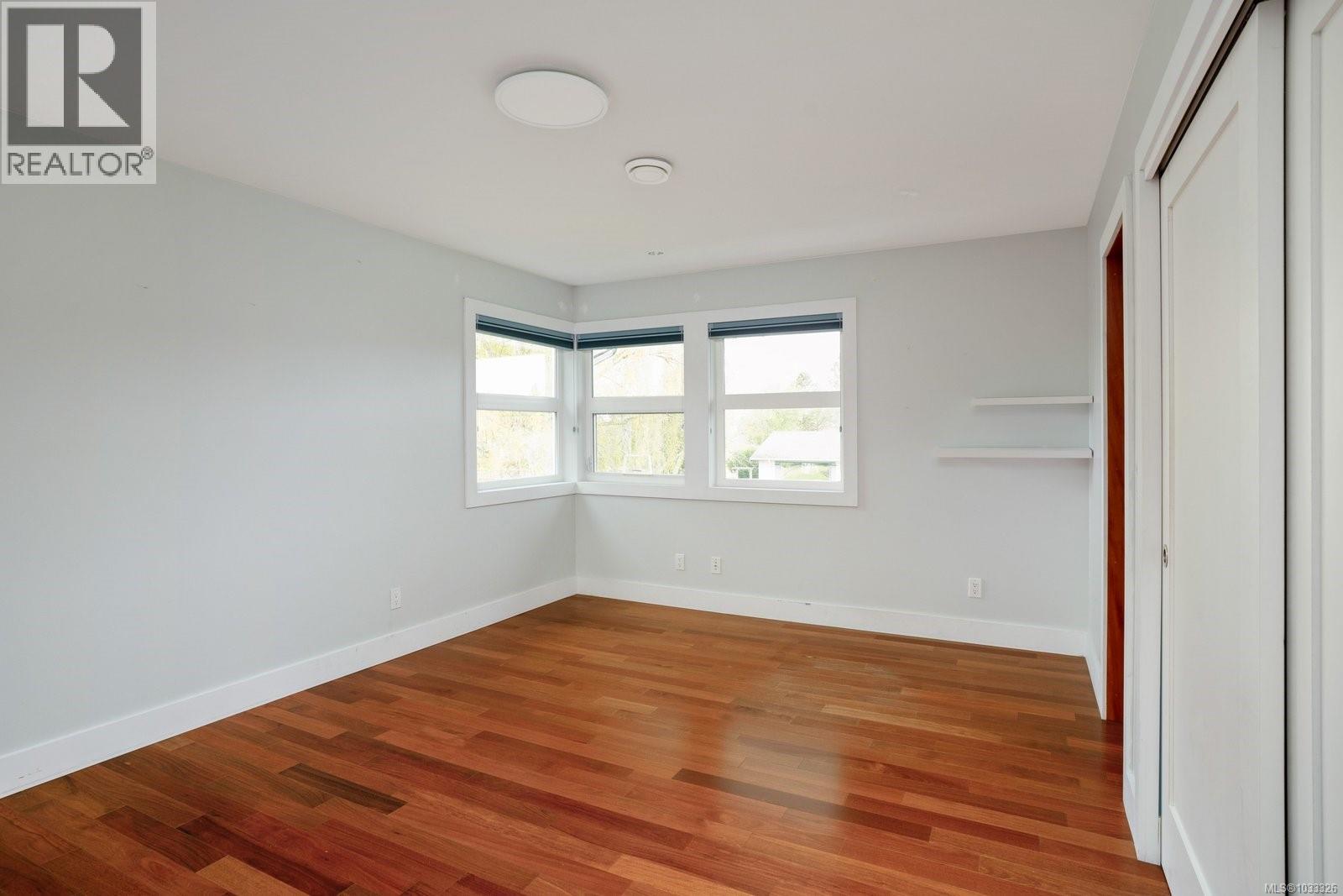 2835 Lincoln Rd Property Photo 40