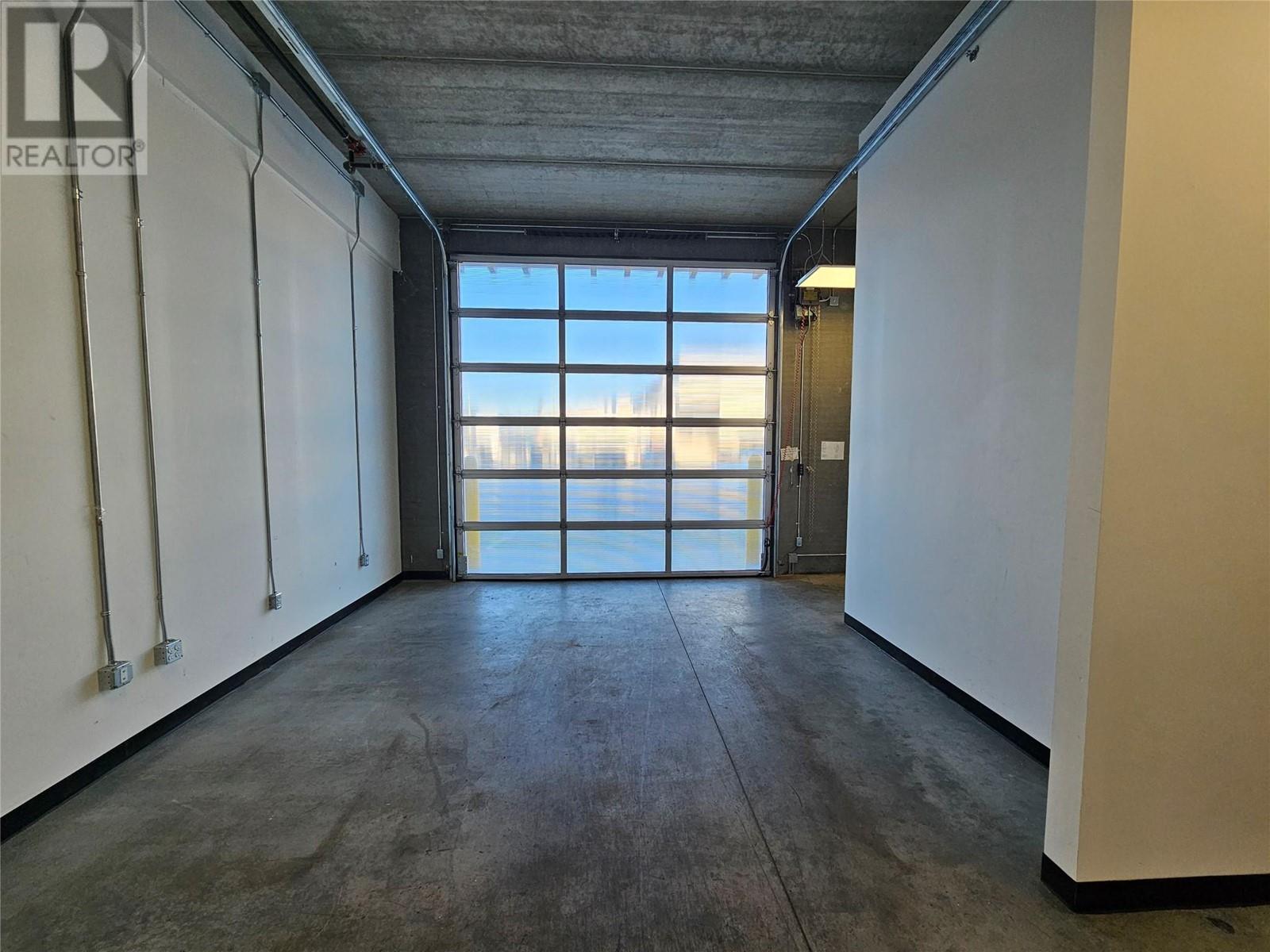 2030 Matrix Crescent Unit# 1 Property Photo 3