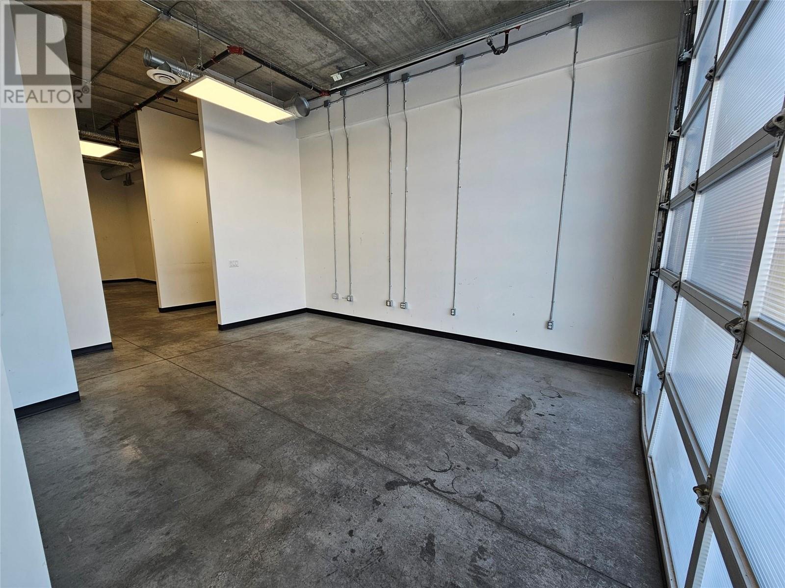 2030 Matrix Crescent Unit# 1 Property Photo 5