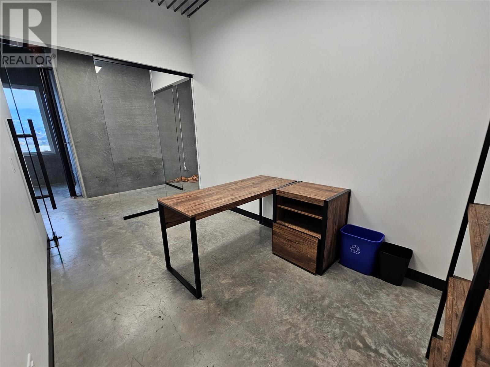 2030 Matrix Crescent Unit# 1 Property Photo 35