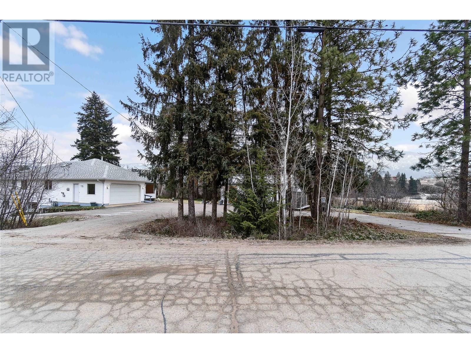 3170 Fraser Road Property Photo 11